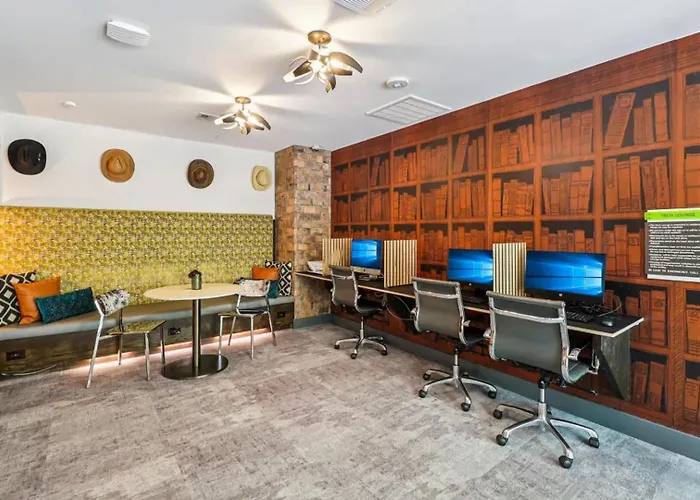 Landing Beautiful 1bd Gym Game * Fort Worth