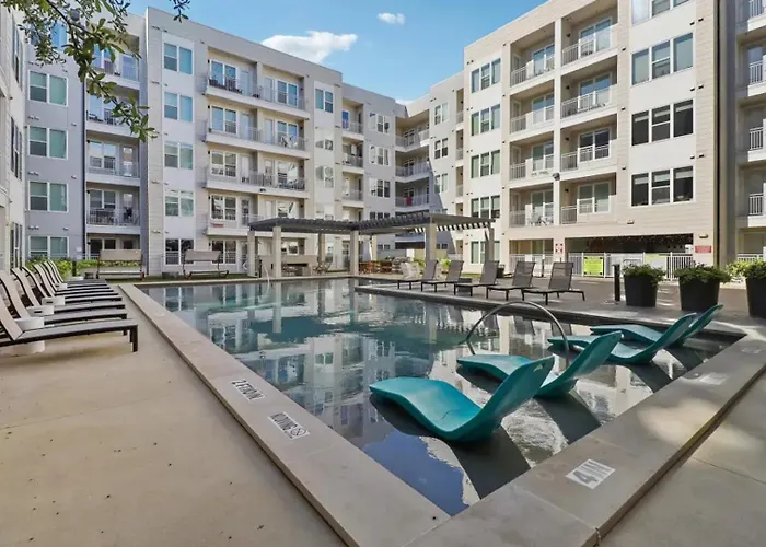 Landing Beautiful 1bd Gym Game Fort Worth