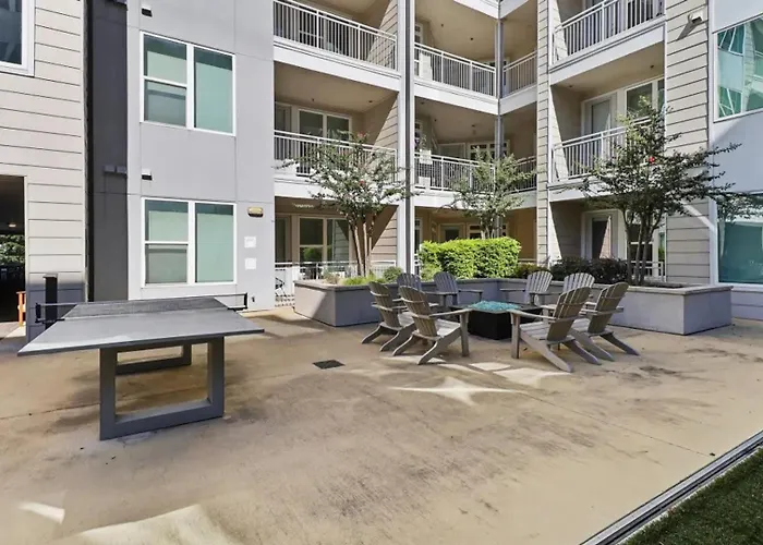Landing Beautiful 1bd Gym Game Fort Worth