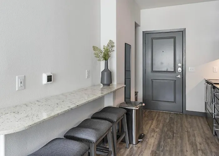 Apartment Landing Beautiful 1bd Gym Game