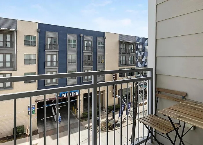Apartment Landing Beautiful 1bd Gym Game *
